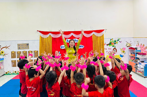 Mầm Non Tự Học Tiếng Anh